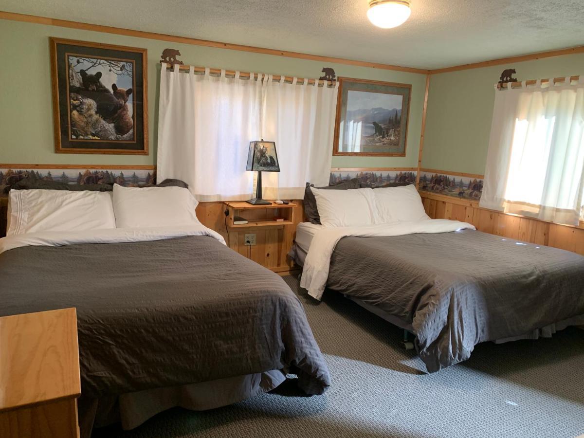 Glacier Haven Inn Pinnacle Eksteriør billede