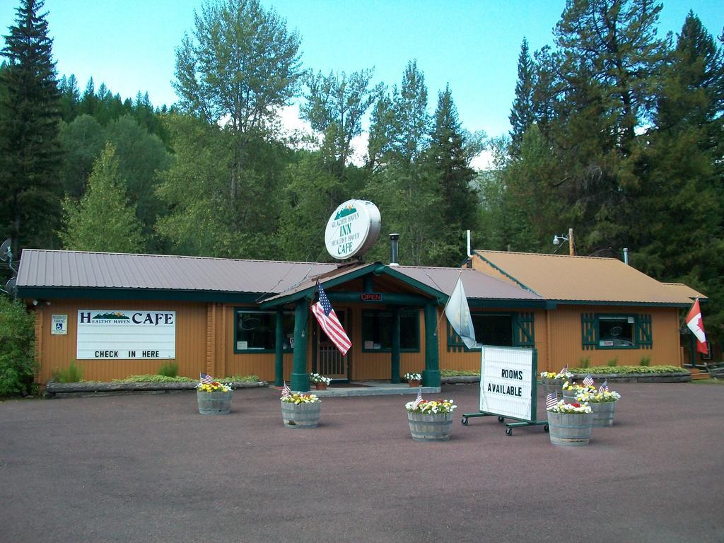 Glacier Haven Inn Pinnacle Eksteriør billede