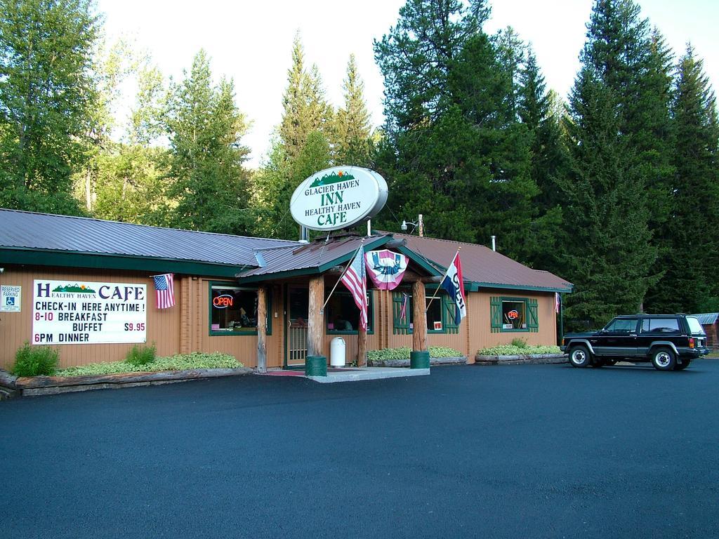Glacier Haven Inn Pinnacle Eksteriør billede